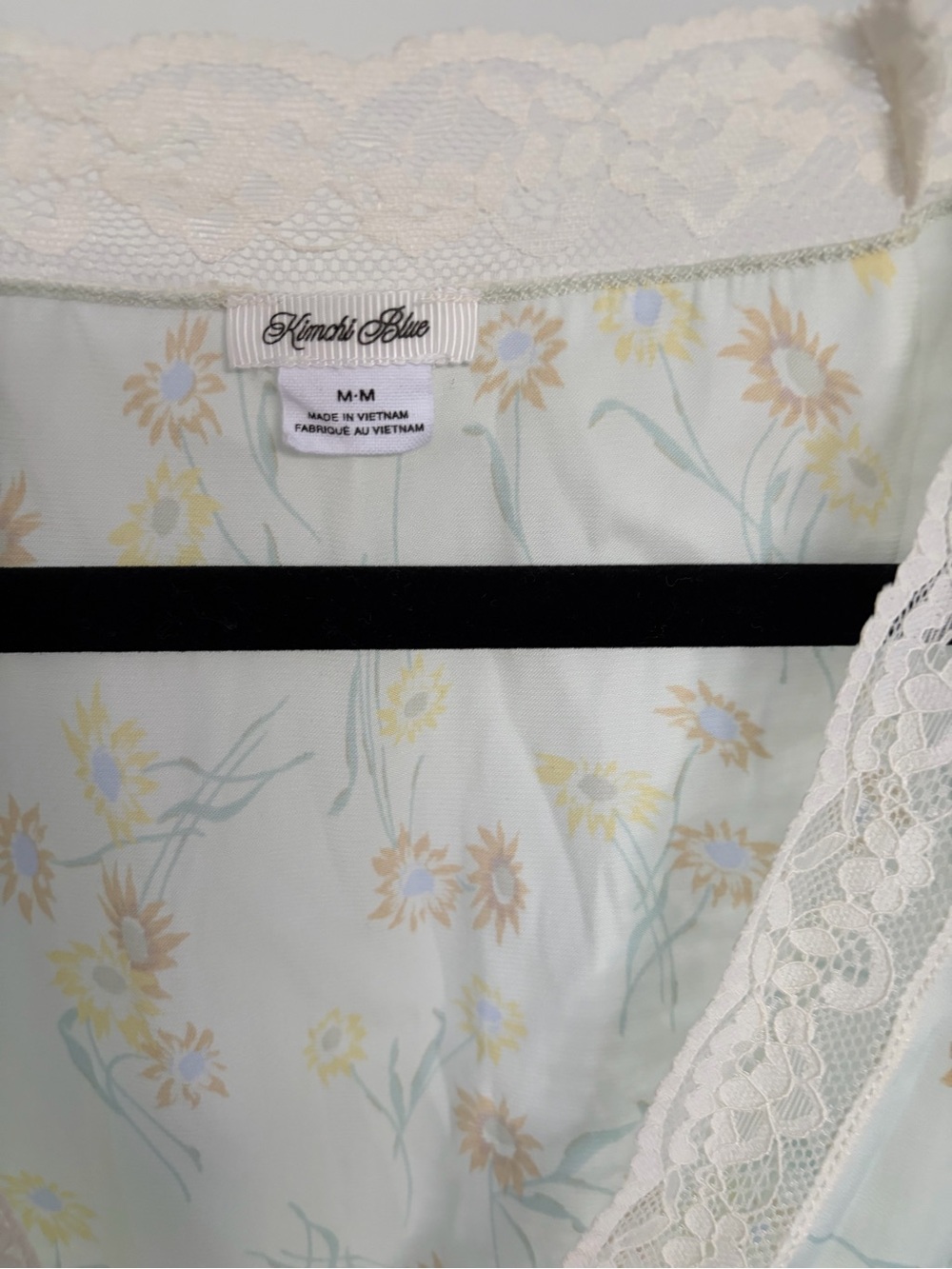 Kimchi Blue Pale Mint Floral Lace-Trim Maxi Top - Picture 4 of 8